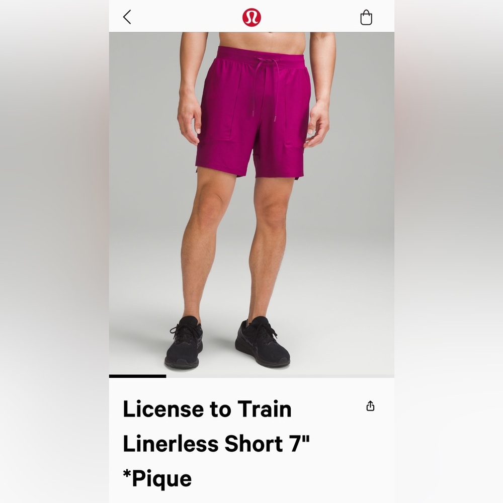 Lululemon license to train shorts. Size small. Magenta purple.